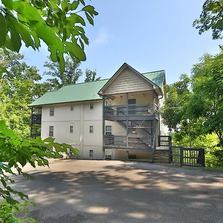 Pinnacle View 7C - Three Bedroom